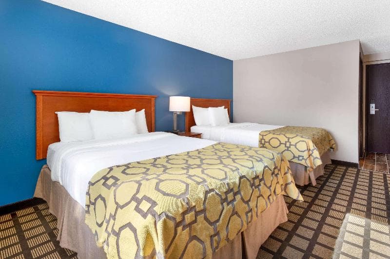 Baymont by Wyndham Rochester Mayo Clinic Area photo 1