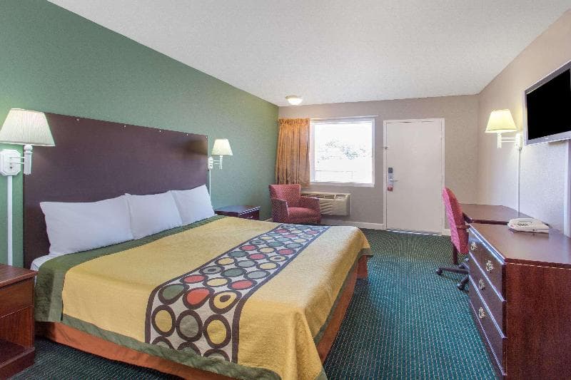 Super 8 By Wyndham Durham/University Area photo 1