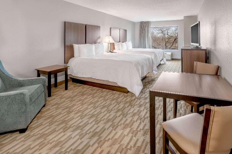 Riverview Inn & Suites, An Ascend Hotel 4