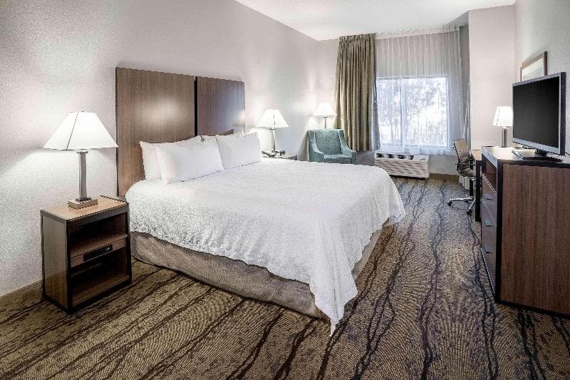 Riverview Inn & Suites, An Ascend Hotel 5