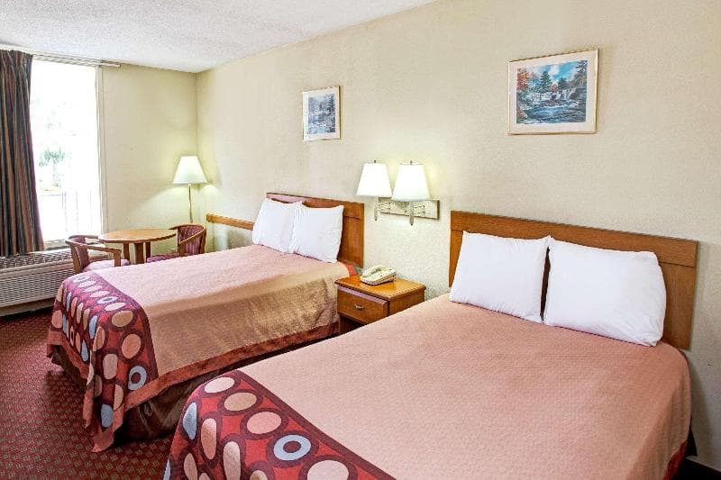 Super 8 By Wyndham Walterboro 4