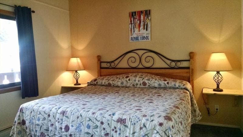 Alpine Lodge 5