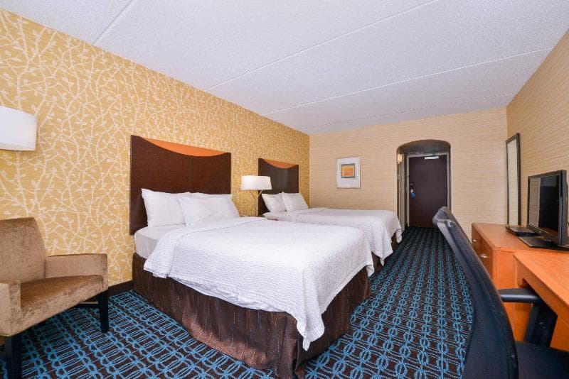 Fairfield Inn Rochester Airport 3
