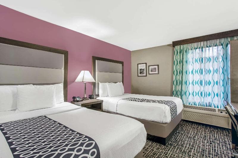 La Quinta Inn by Wyndham Radford 4
