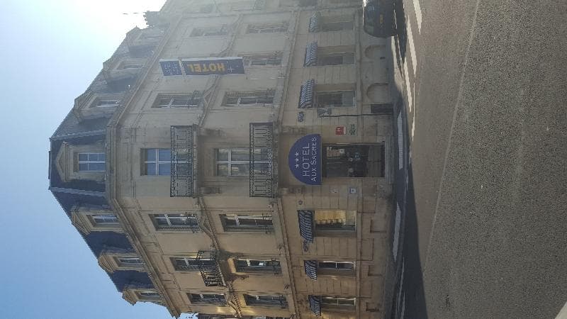 Brit Hotel Reims Centre - Aux Sacres 2