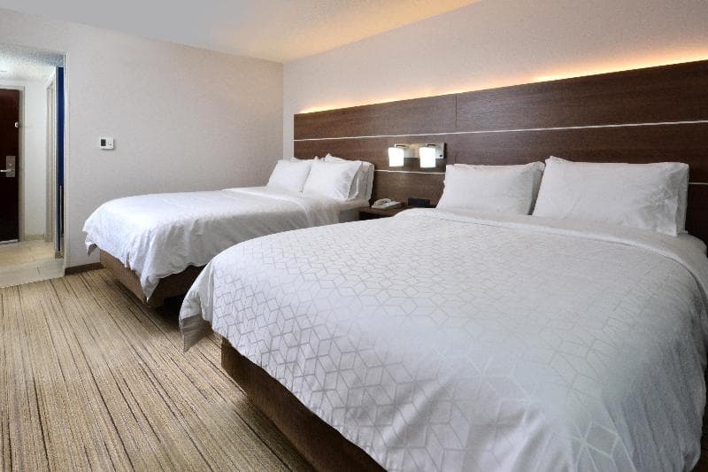 Holiday Inn Express Durham 3