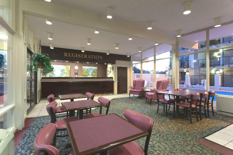 Days Inn By Wyndham Raleigh Downtown South photo 1