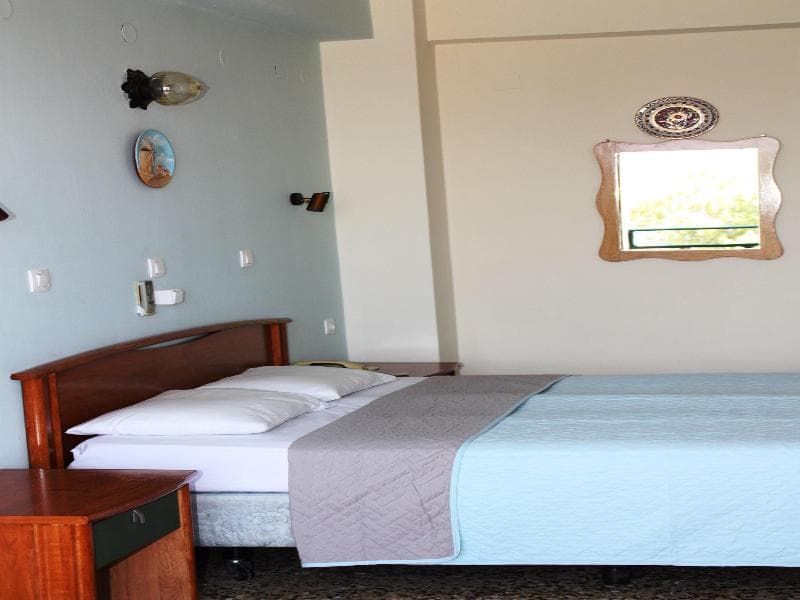 Yota Beach Hotel 5