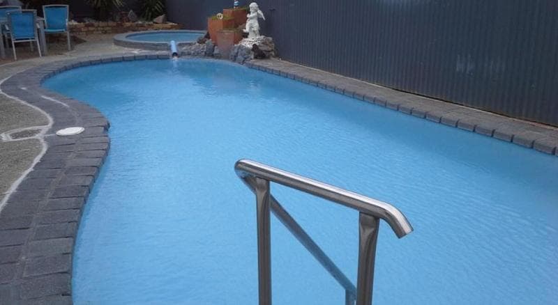 Ambassador Thermal Motel main