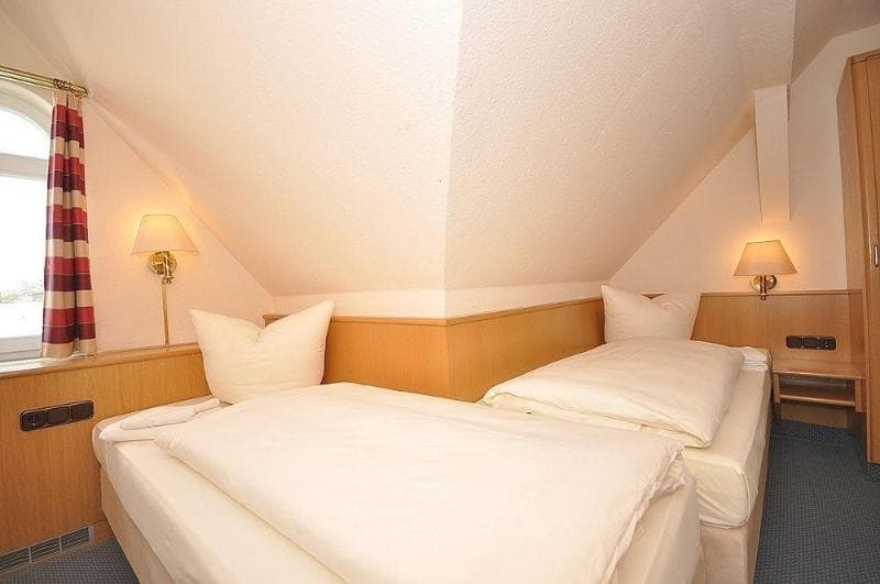 Hotel Binzer Hof main