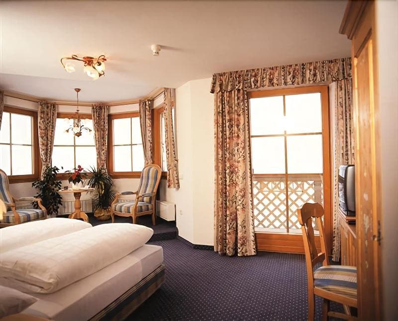 Turmhotel Gschwendt 3