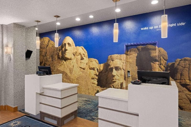 La Quinta Inn & Suites by Wyndham WaTiki Waterpark 4