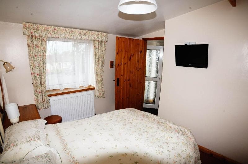 Greyfield Farm Cottages - Farm photo 1