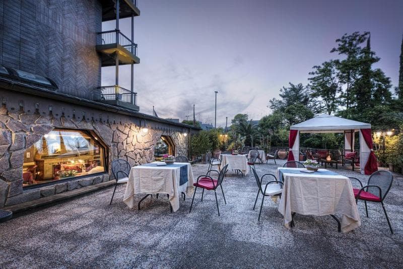 Colony Hotel 3