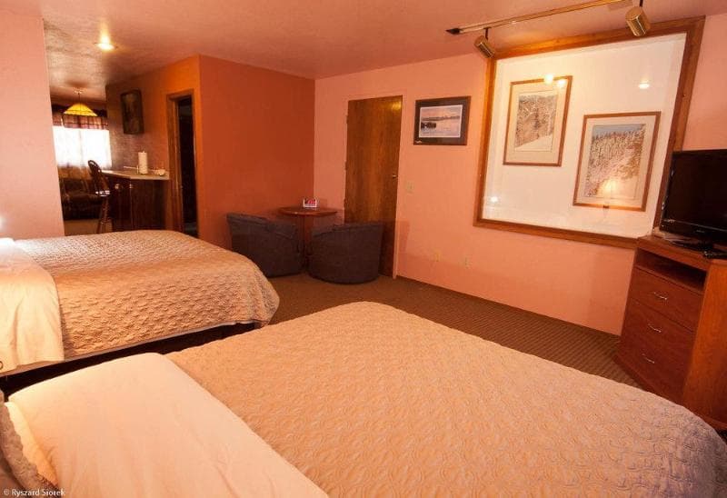 Valley Hi Motel 5