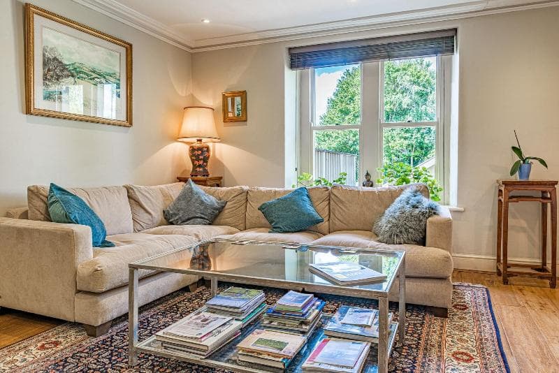 Lorne House Bed & Breakfast 4