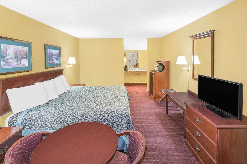Days Inn By Wyndham N Little Rock East 3