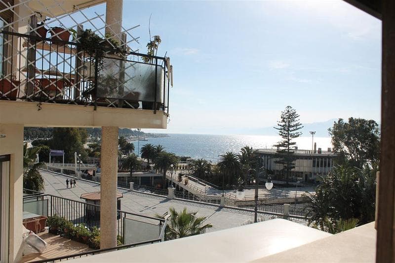 Hotel Lungomare 4