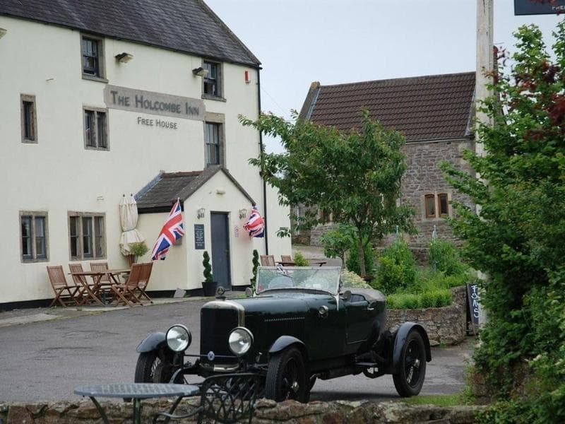 The Holcombe Inn main