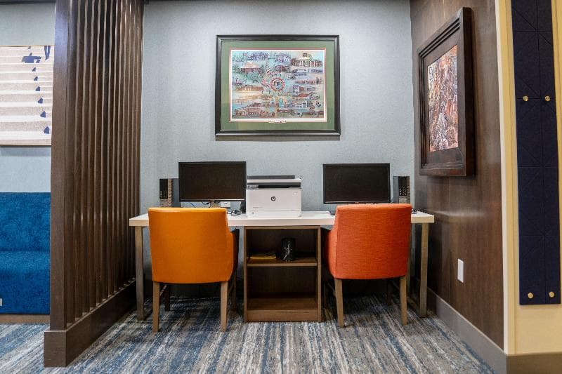 Holiday Inn Express Pembroke 4