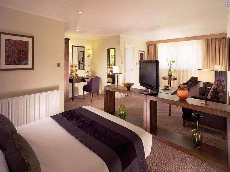 The Regency Park 4