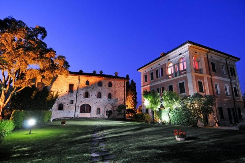 Hotel Castello Di Casiglio 3