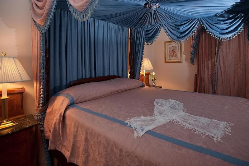 Monmouth Historic Inn 3