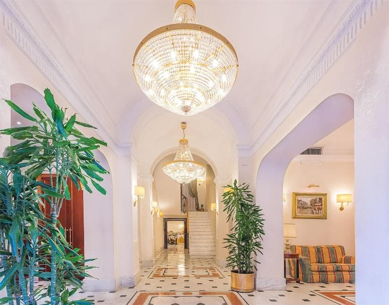 Hotel Lux 4