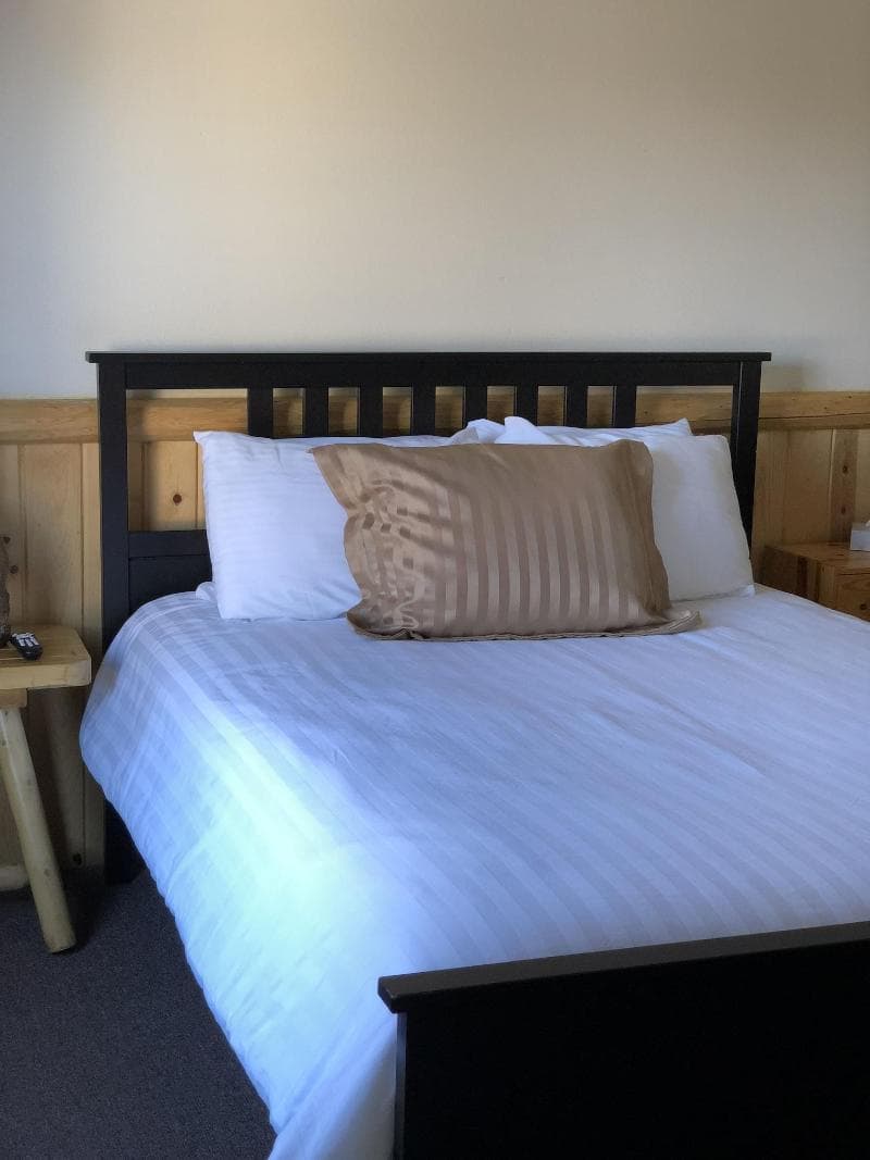 Fireside Lodge 3
