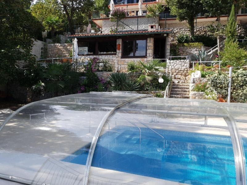 Villa Kleiner main