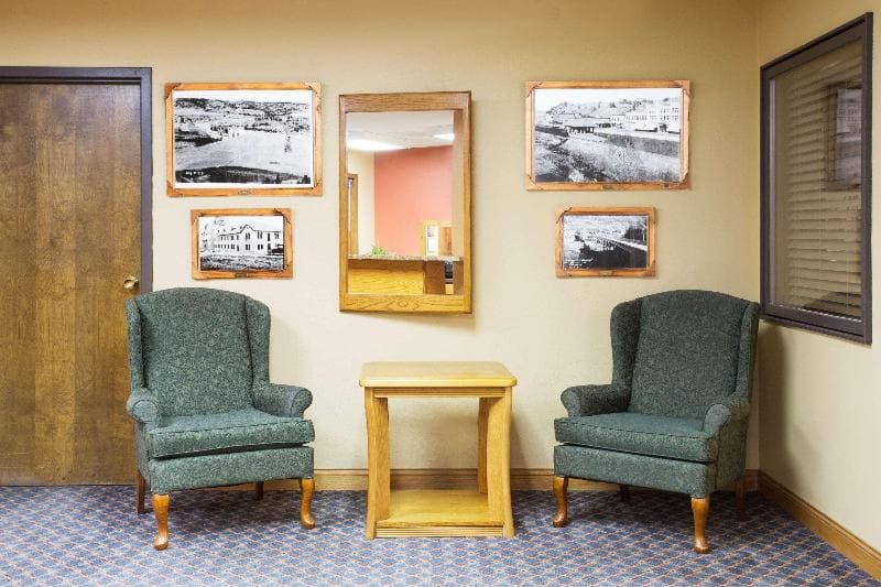 Super 8 by Wyndham Hot Springs 3