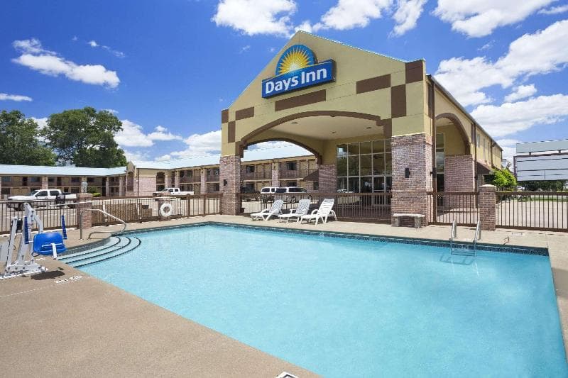 Days Inn by Wyndham Conway 3