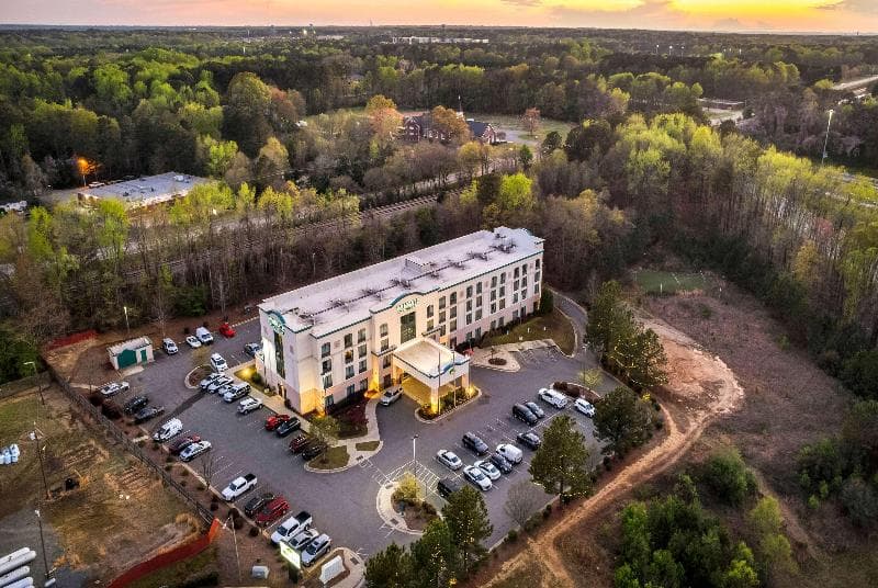 Wingate by Wyndham State Arena Raleigh/Cary 4