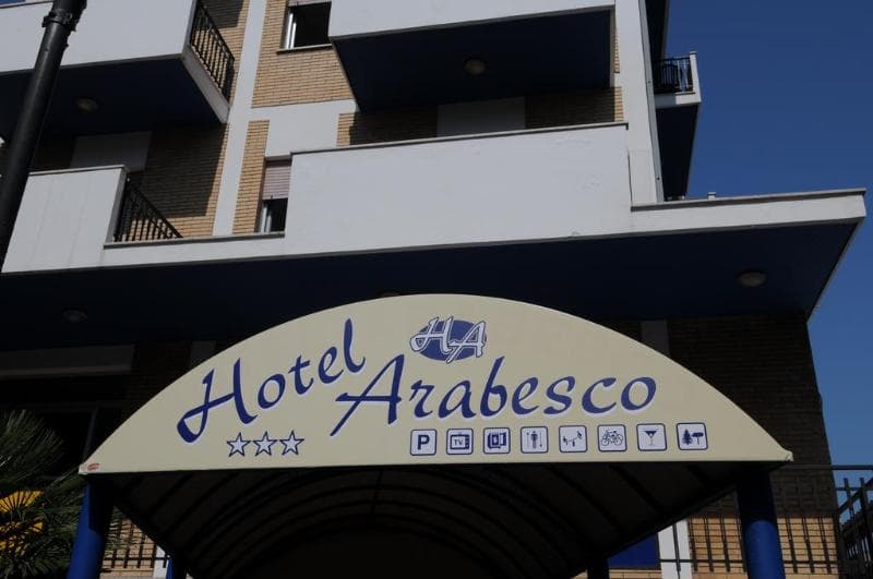 Arabesco main