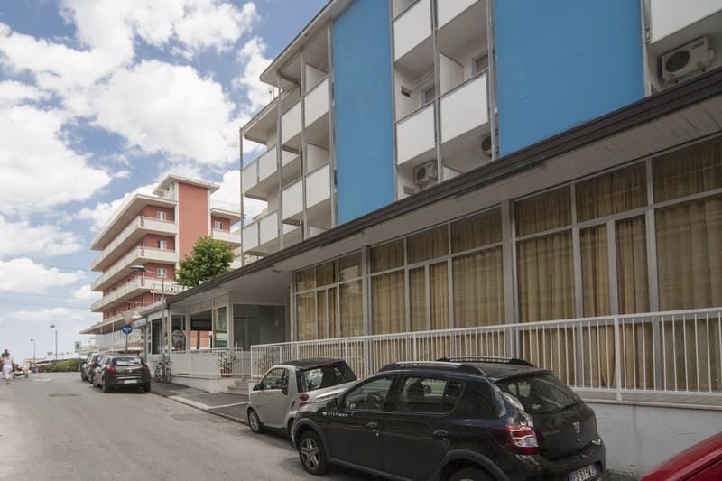 Hotel Sanremo 5