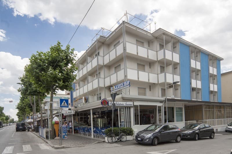 Hotel Sanremo 3