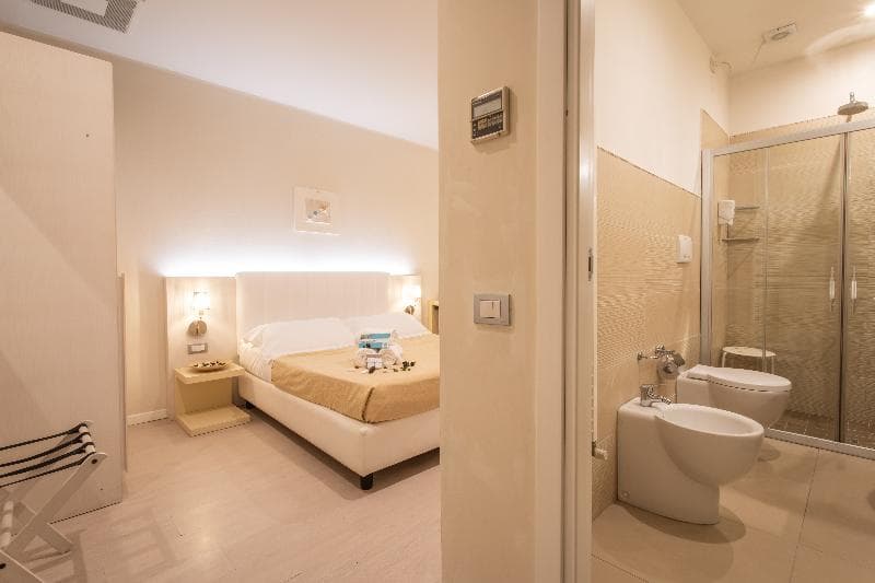 Ferretti Beach 5