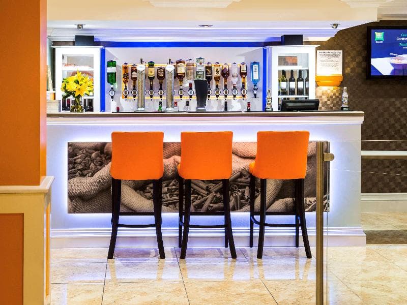 Hotel Ibis Styles Reading Centre main