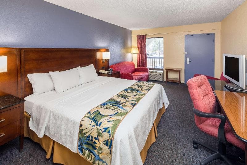 Days Inn By Wyndham Walterboro 3