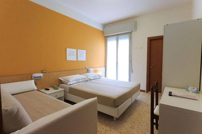 Mini Hotel 5