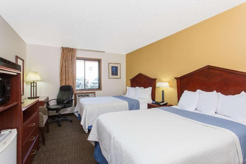 Days Inn By Wyndham Austin 2