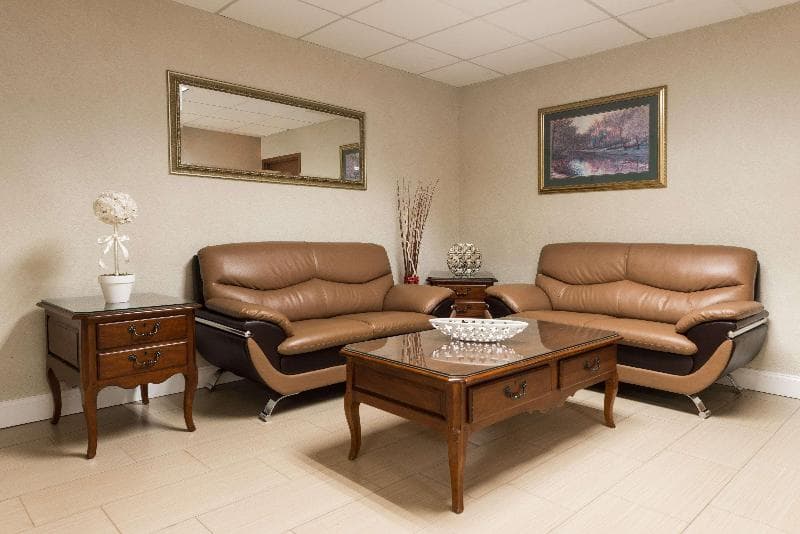 Super 8 by Wyndham St. Charles 4