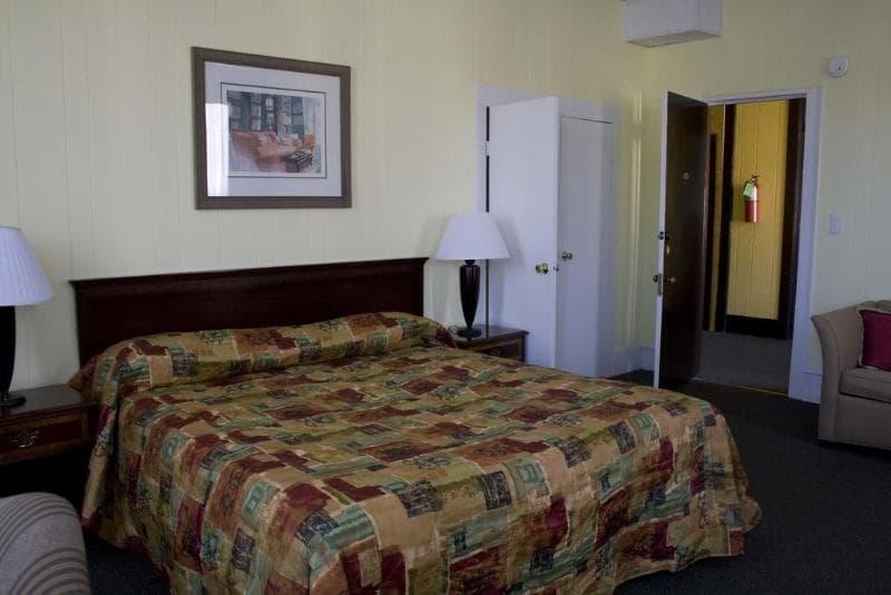 Hotel Wayne 2