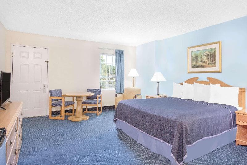 Howard Johnson By Wyndham Staunton photo 1