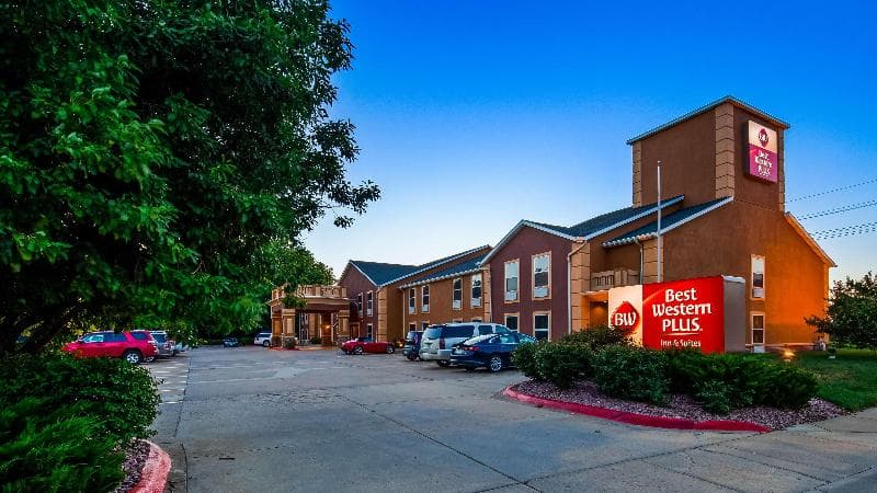 Best Western Plus Midwest Inn & Suites photo 1