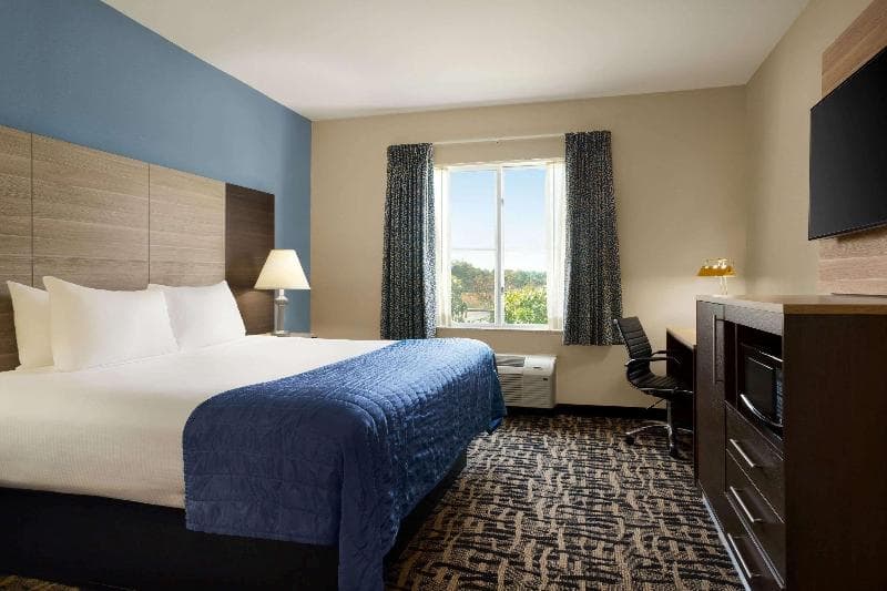Baymont by Wyndham Ft. Leonard/Saint Robert 2