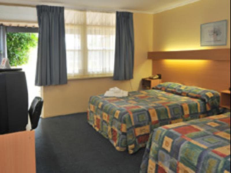 Windsor Motel 3