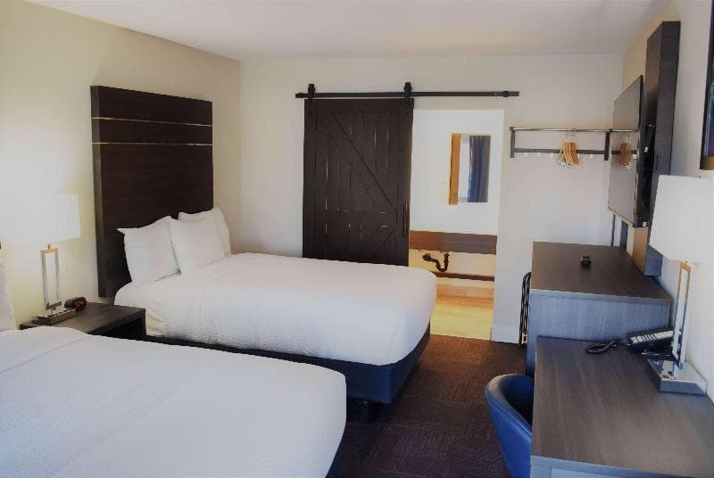 Travelodge by Wyndham Santa Rosa Wine Country 5