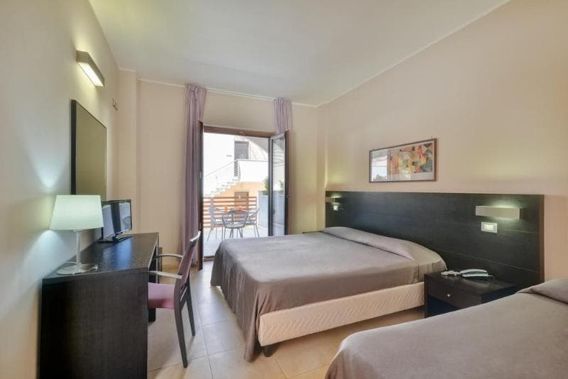 Hotel Mareluna photo 1