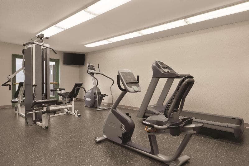 Country Inn & Suites by Radisson, Seattle-Bothell, WA 5